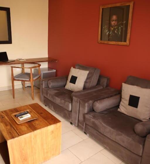 سوییت سوپریور, Au Bord De L'eau