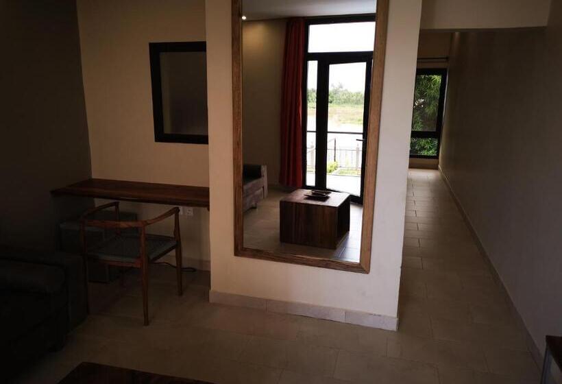 سوییت, Au Bord De L'eau