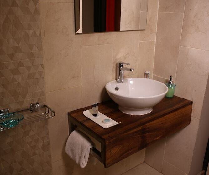 سوییت سوپریور, Au Bord De L'eau