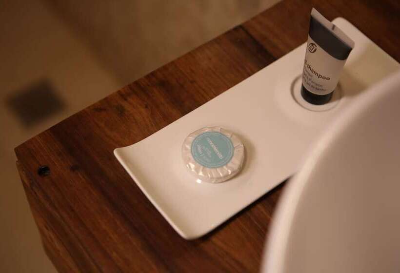 سوییت, Au Bord De L'eau