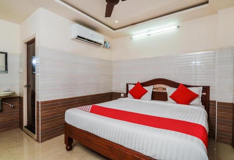 Standard Room, Super Hotel O Varsha Grand Residence