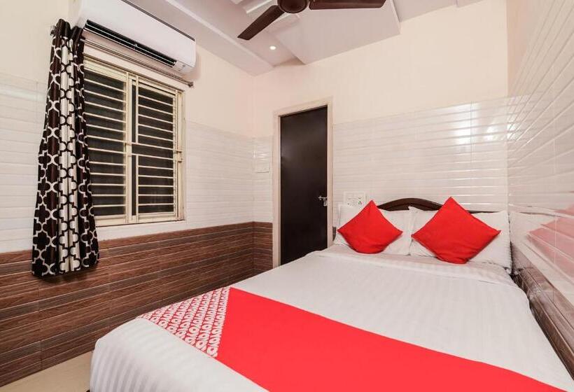 Standard Room, Super Hotel O Varsha Grand Residence