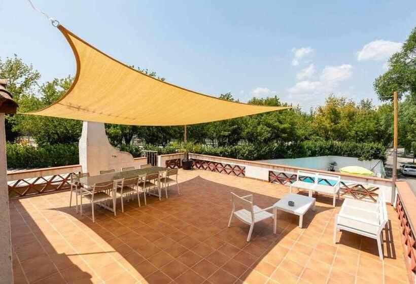 标准间, Newly Renovated Room W Pool & Bikeparking