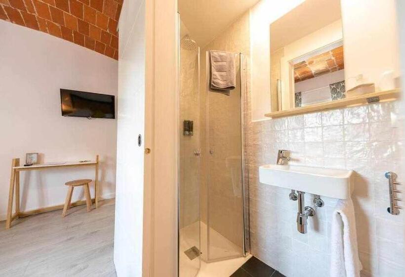 اتاق لوکس, Newly Renovated Room W Pool & Bikeparking