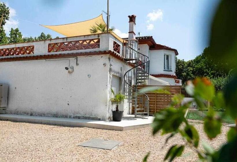 标准间, Newly Renovated Room W Pool & Bikeparking