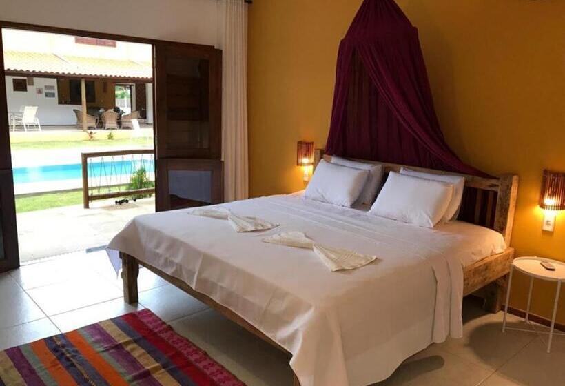 带阳台的三人标准间, Villa Aurora