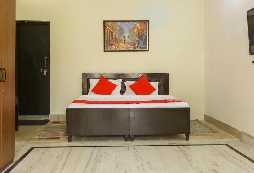 חדר קלאסי לשלושה, Flagship 38708 Summer Palms