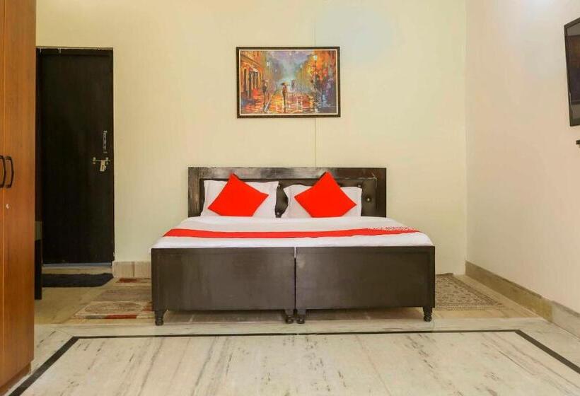 חדר קלאסי לשלושה, Flagship 38708 Summer Palms