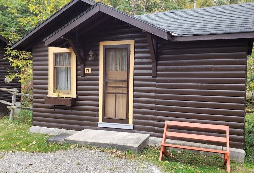 كابينة, Miners Bay Lodge