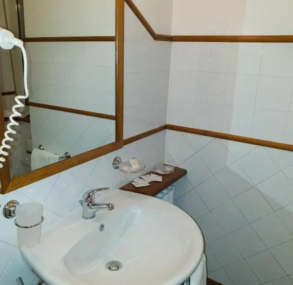 スタンダードルーム, B&b Pescofalcone
