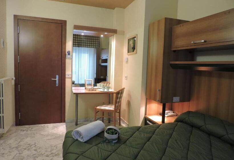 标准间, B&b Pescofalcone