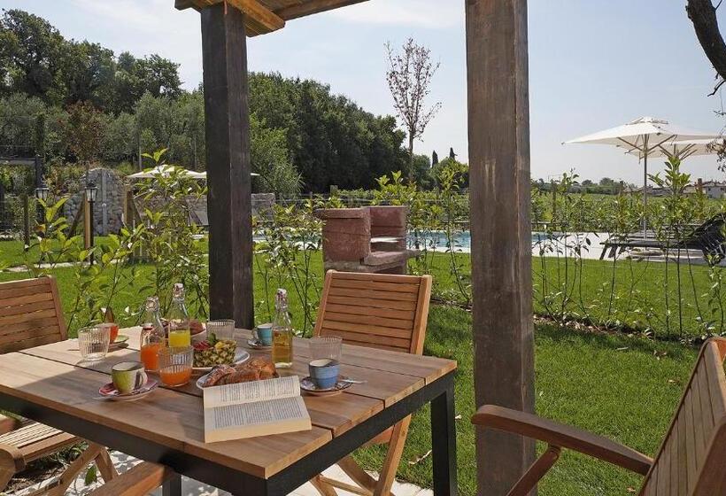 דירת חדר, Dogoli Country Apartments