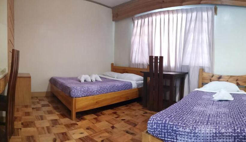 Номер Стандарт Трехместный, Rusty Nail Inn And Cafe