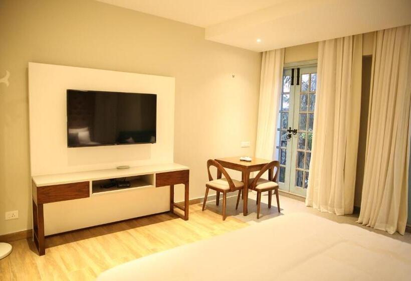 إستوديو قياسى سرير كينج, Villa Donna