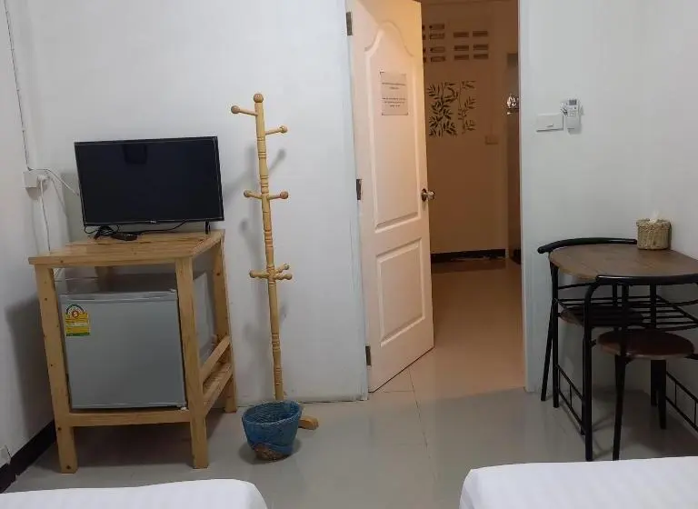 اتاق استاندارد, Happy Hostel