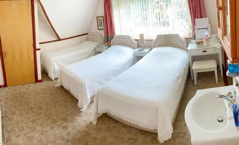 スタンダードトリプルルーム, Blythewood Guest House