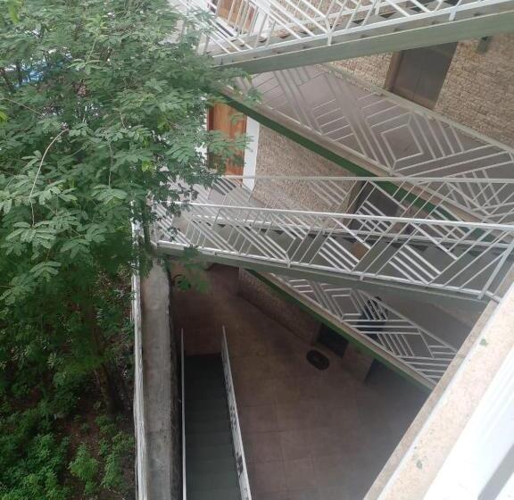 Студия Стандарт, Triple 8 Suites