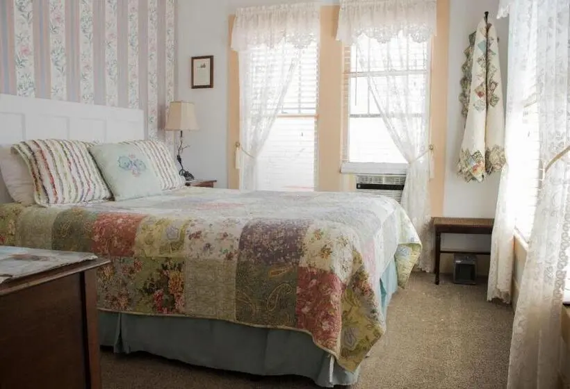 デラックススイート, Wildflower Bed And Breakfast