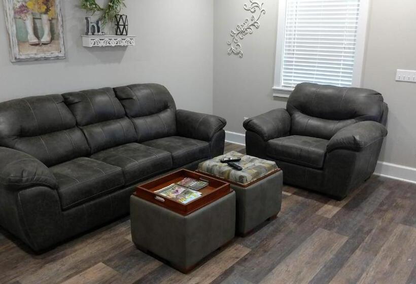 غرفة بريميوم رباعية, Wildflower Bed And Breakfast