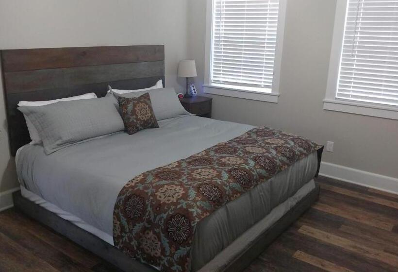 غرفة بريميوم رباعية, Wildflower Bed And Breakfast