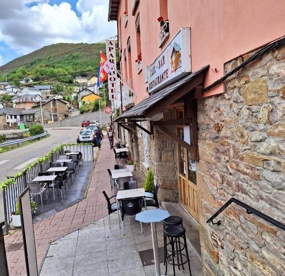 Семейный Номер, Apartahotel Portal De Leon