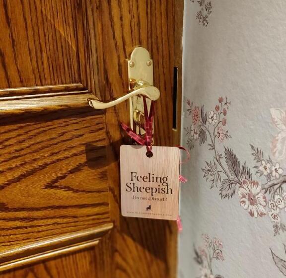 Полулюкс Superior, Rokeby Manor