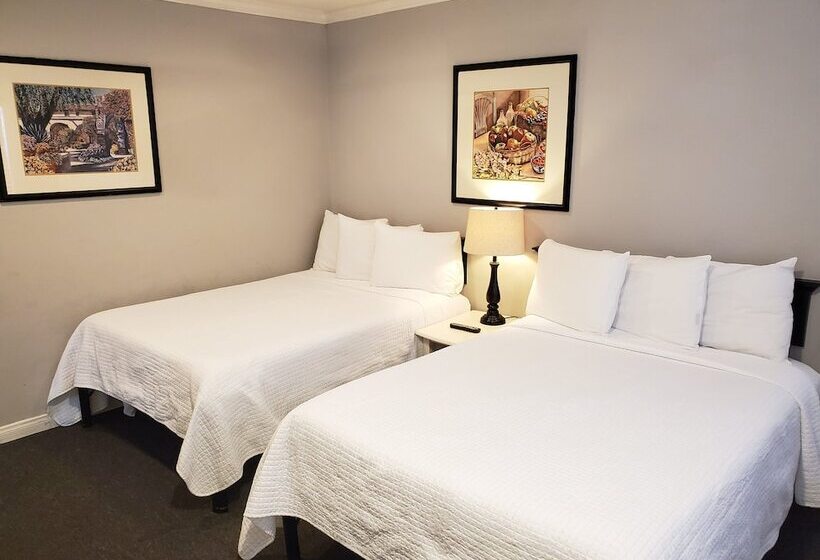 スイート, Coronado Inn