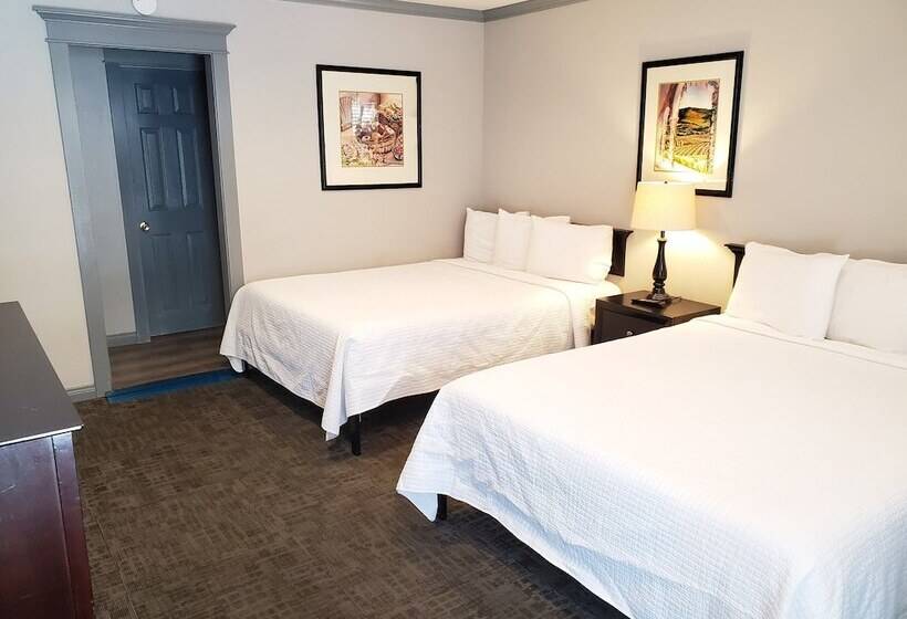 スイート, Coronado Inn