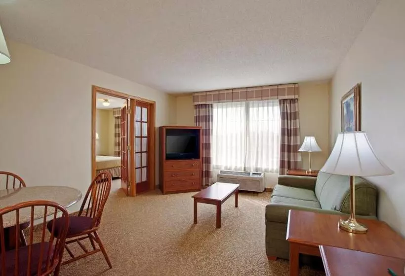 デラックススイート, Country Inn & Suites By Radisson, Minneapolis Shakopee
