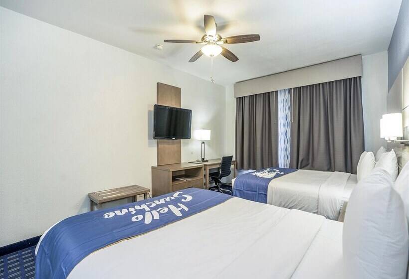 Номер Стандарт 2 Двуспальные Кровати, Days Inn & Suites By Wyndham Webster Nasaclearlakehouston
