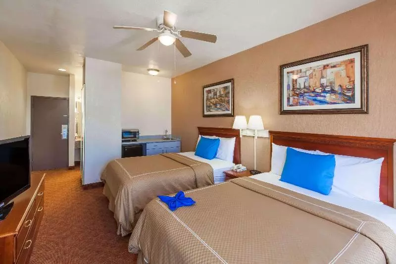 スタンダードルーム, Days Inn & Suites By Wyndham Webster Nasaclearlakehouston