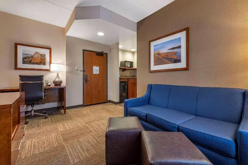 クイーンサイズベッドのスイートルーム, Lift Bridge Lodge, Ascend Hotel Collection