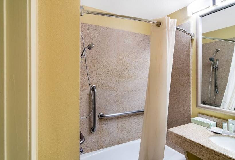 Люкс, Quality Suites Midland North Loop 250