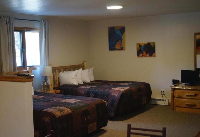 Deluxe-studio, Swiftcurrent Lodge