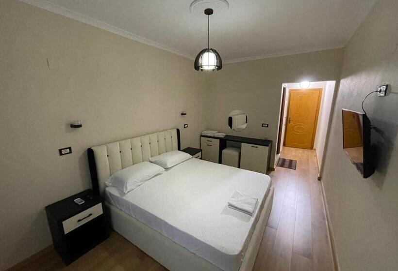 带大床的高级房间, Belvedere