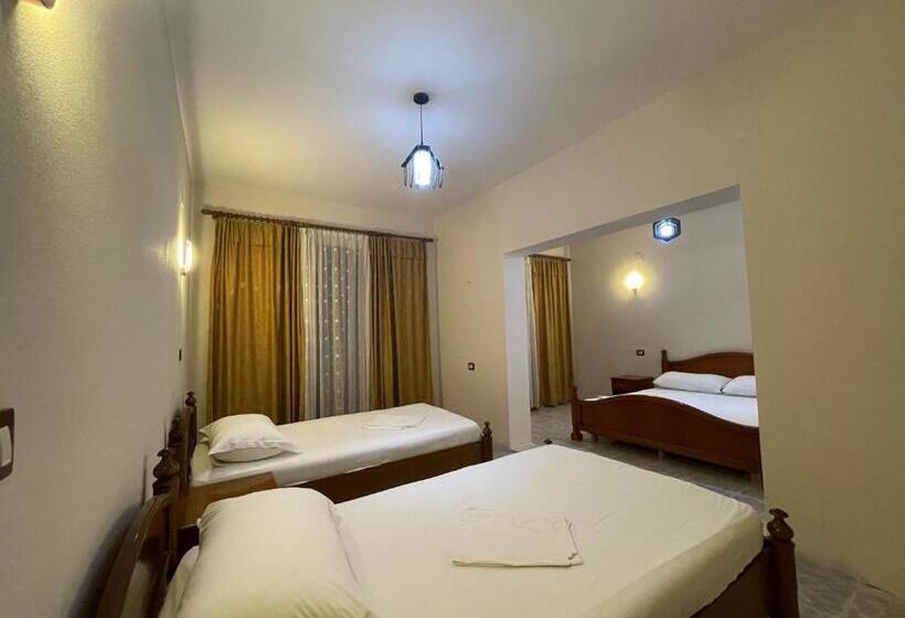 四人标准间, Belvedere