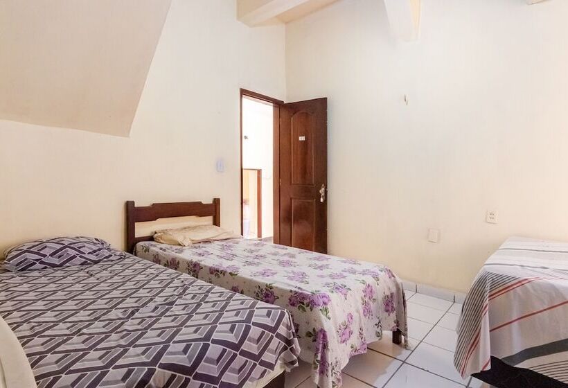 غرفة قياسية ثلاثية, Pousada Ilha Encantada