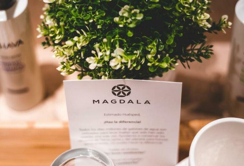 キングサイズベッドのスイートルーム, Magdala