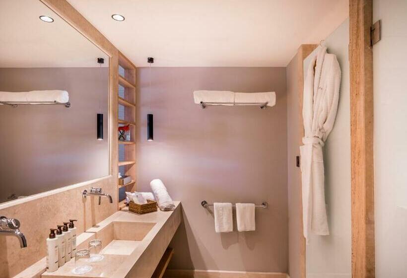 キングサイズベッドのスーペリアルーム, Magdala