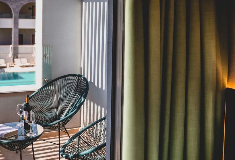 スーペリアールーム, Magdala