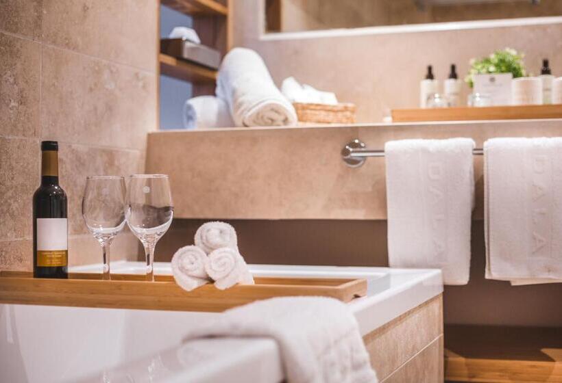 キングサイズベッドのスイートルーム, Magdala