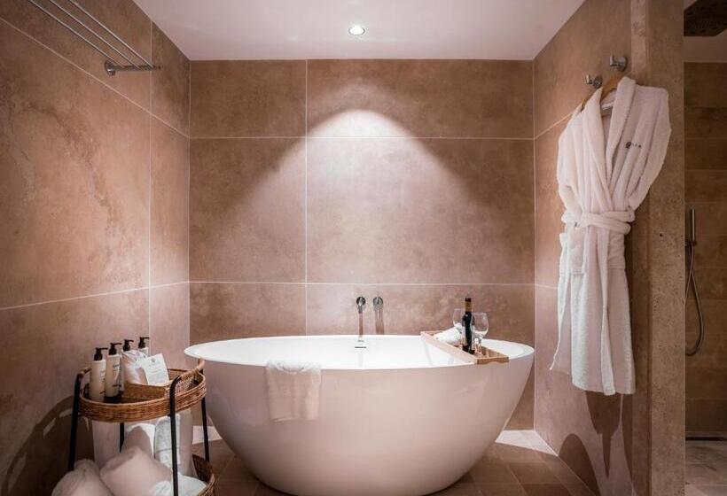 キングサイズベッドのスーペリアルーム, Magdala