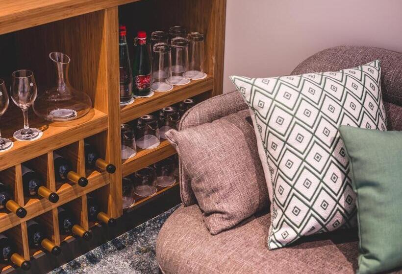 キングサイズベッドのスーペリアルーム, Magdala