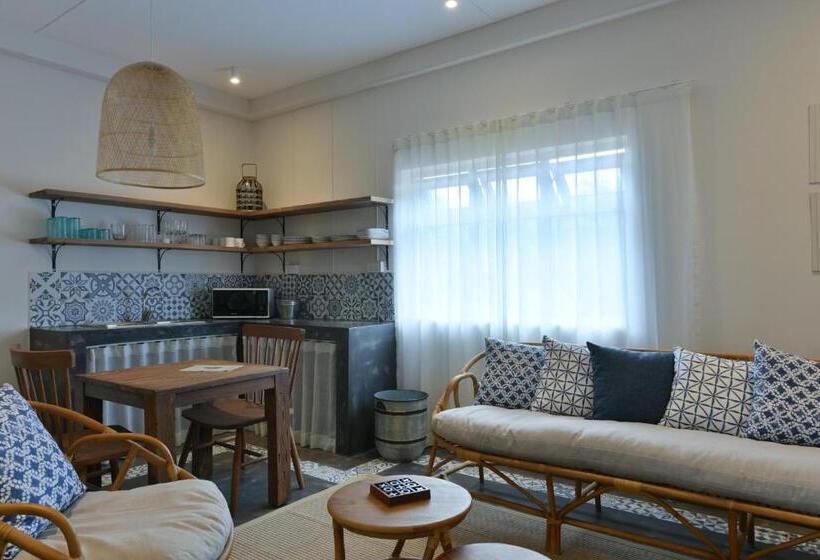 اتاق استاندارد سه نفره, Kaz'alala Hosted B&b