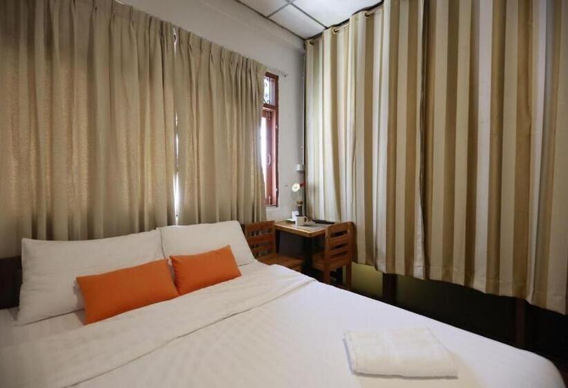 Quarto Deluxe, Banana Hostel Donmuang