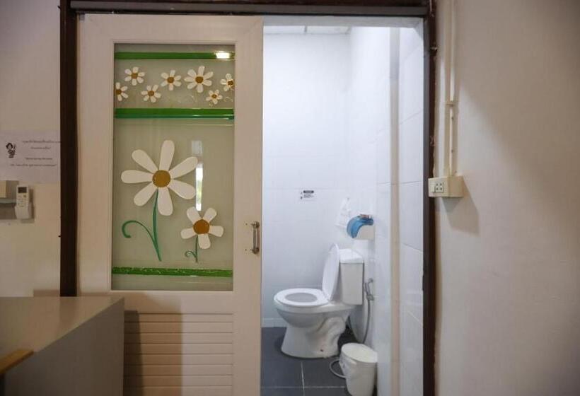 Quarto Deluxe, Banana Hostel Donmuang