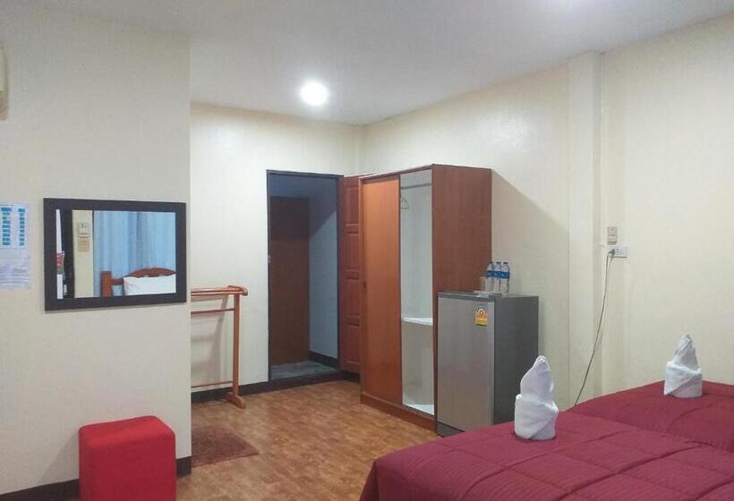 Familie Værelse, หาดทรายขาวรีสอร์ท