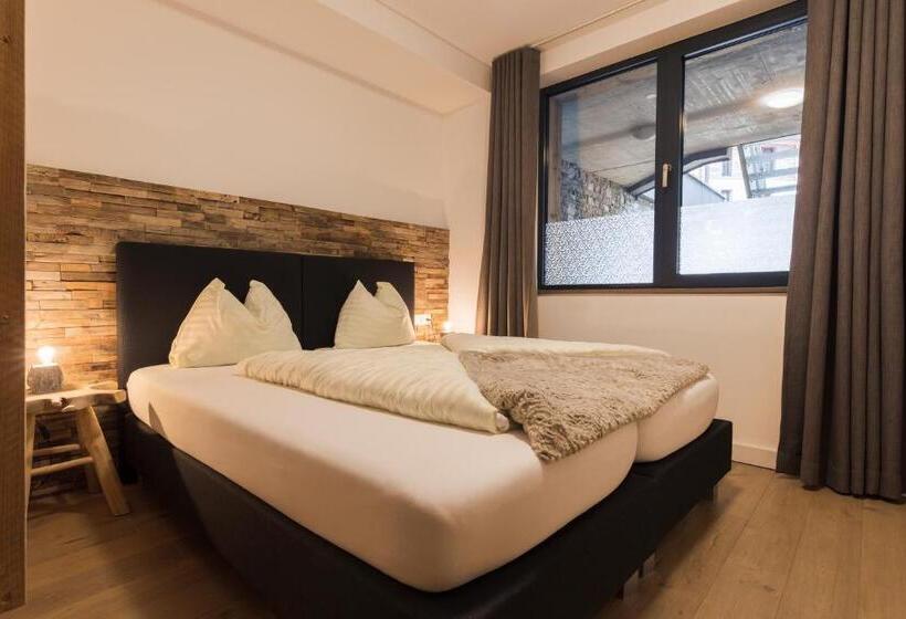 Апартаменты 3 Спальни, Aparthotel Herzblick Gmbh