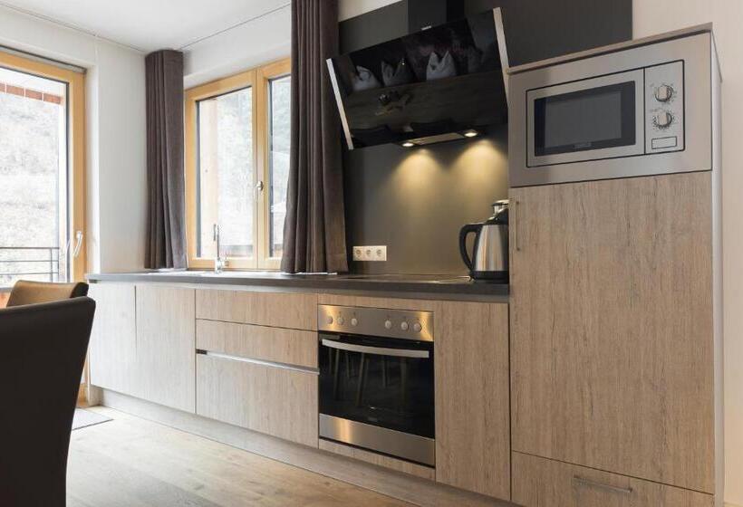 דירת חדר עם טרסה, Aparthotel Herzblick Gmbh