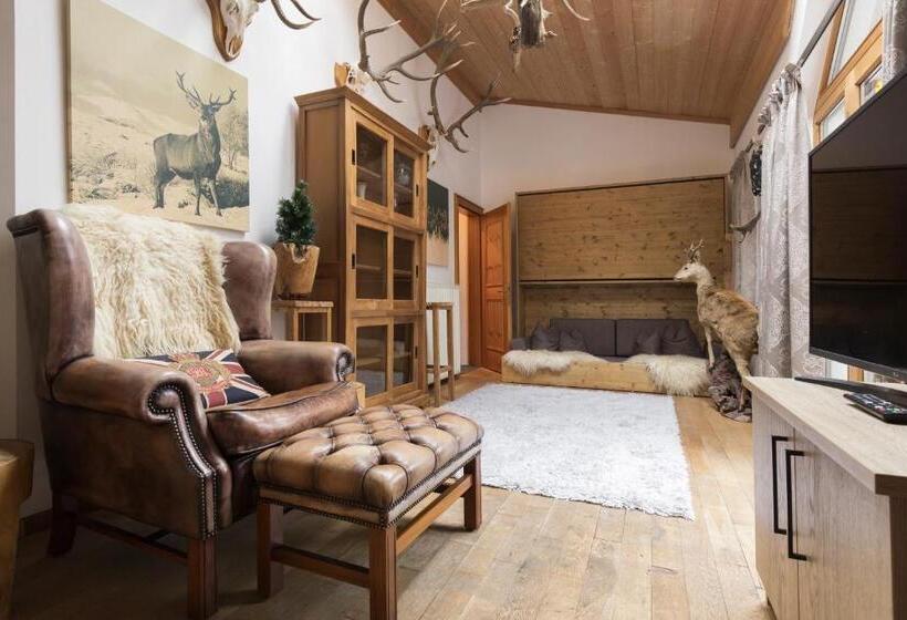 בית, 4 חדרי שינה, Aparthotel Herzblick Gmbh